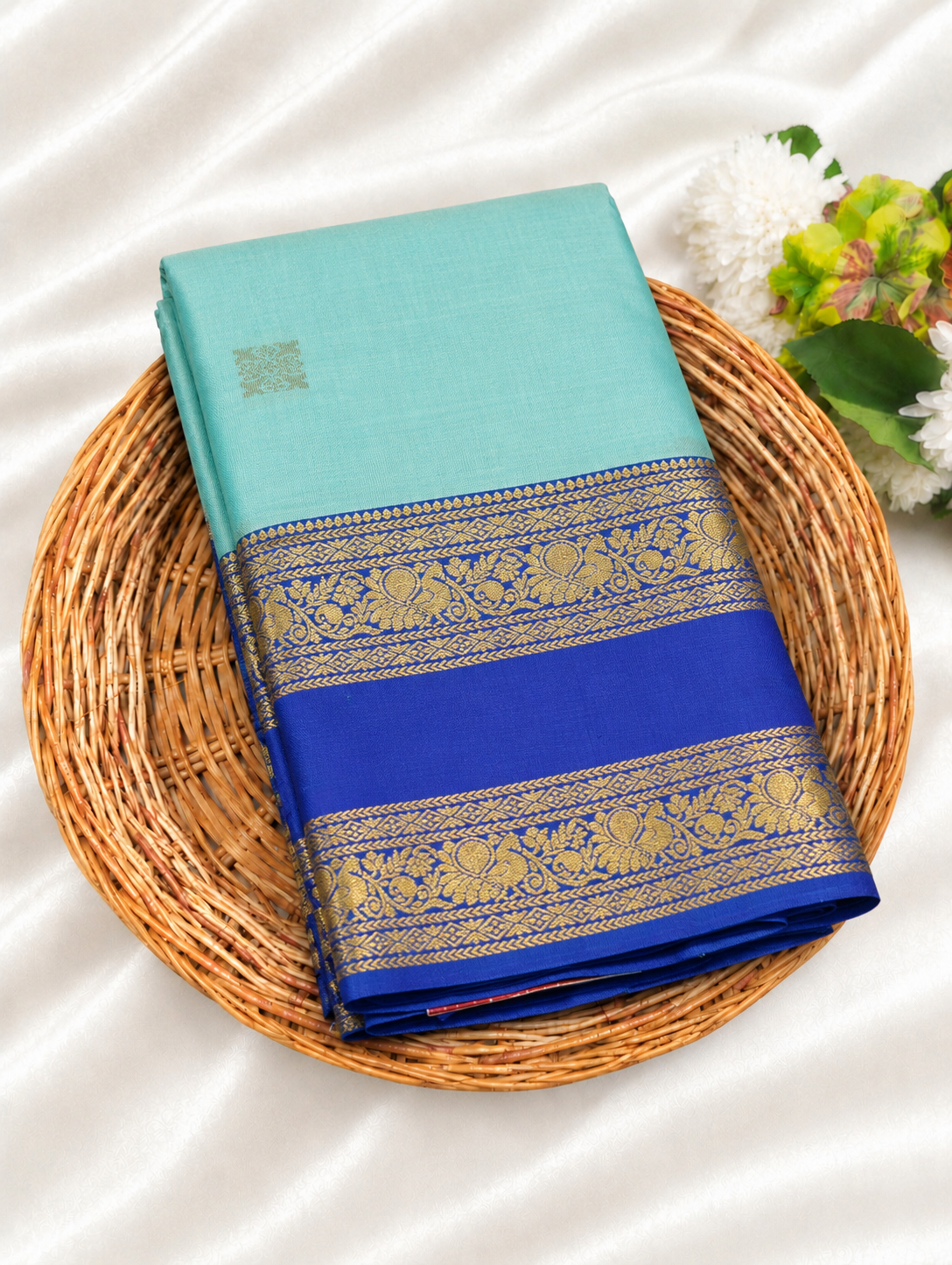 Varnam Sky Blue Rettapatta Peacock Border Soft Silk Saree